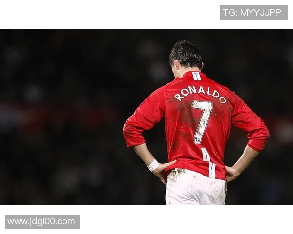 曼联足球明星的辉煌历程与传奇时刻回顾